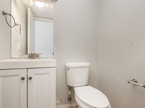 1207  Chapel Hill Drive , Mansfield Texas 76063