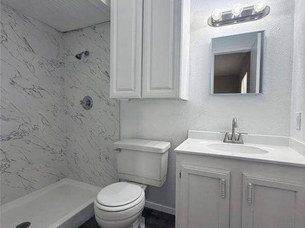 6933  Glenhurst Drive , North Richland Hills Texas 76182