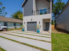 3708  Atlanta Street , Dallas Texas 75215