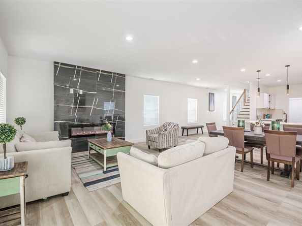 3708  Atlanta Street , Dallas Texas 75215