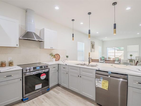 3708  Atlanta Street , Dallas Texas 75215