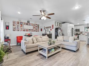 1023  Terry Way , Carrollton Texas 75006