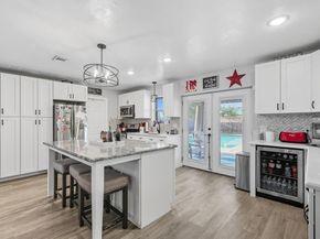 1023  Terry Way , Carrollton Texas 75006