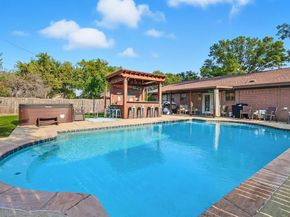 1023  Terry Way , Carrollton Texas 75006