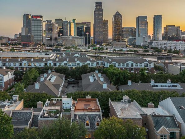 923  Liberty Street , Dallas Texas 75204
