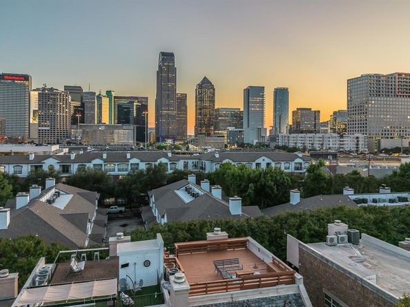 923  Liberty Street , Dallas Texas 75204
