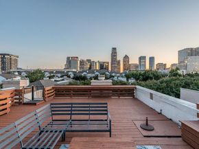 923  Liberty Street , Dallas Texas 75204