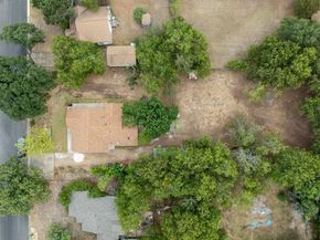 5401  Baylor Avenue , River Oaks Texas 76114