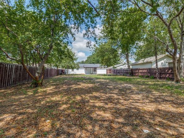 2850  Linhaven Drive , Mesquite Texas 75150