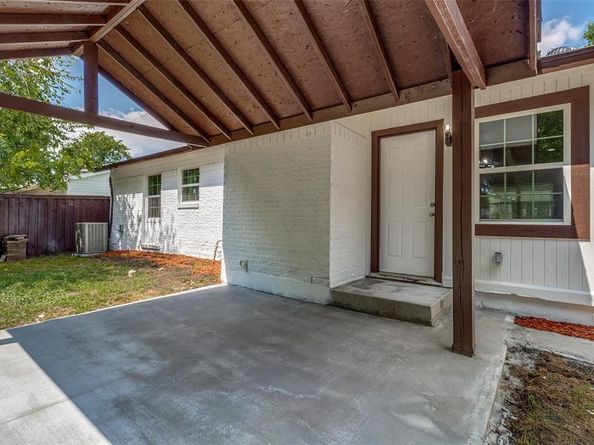 2850  Linhaven Drive , Mesquite Texas 75150