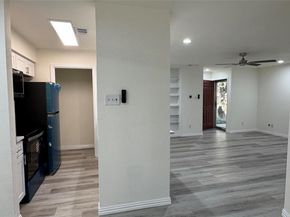 1907  Chasewood Circle  116, Arlington Texas 76011