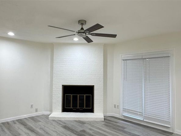 1907  Chasewood Circle  116, Arlington Texas 76011