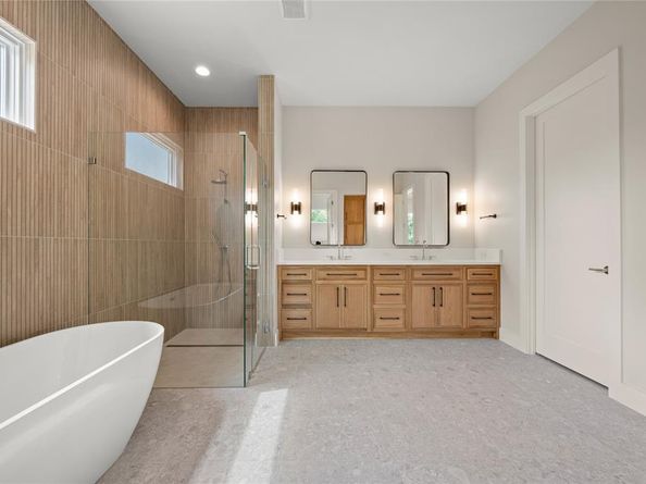 537  Sage Valley Drive , Richardson Texas 75080