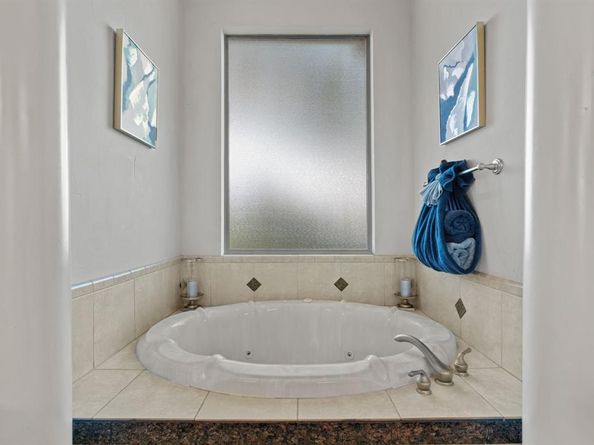 7208  Riverbrook Court , Arlington Texas 76001