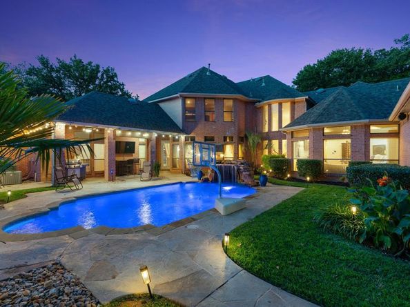 7208  Riverbrook Court , Arlington Texas 76001