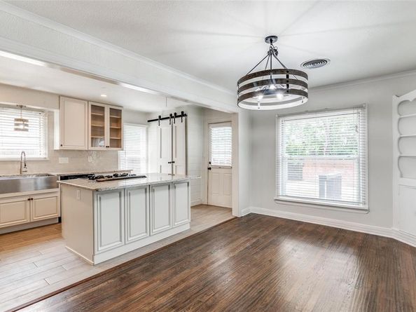 4208  Locke Avenue , Fort Worth Texas 76107