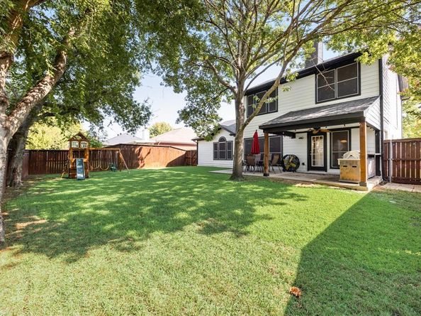 1409  High Crest Drive , Mansfield Texas 76063