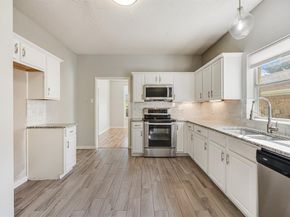 1409  High Crest Drive , Mansfield Texas 76063