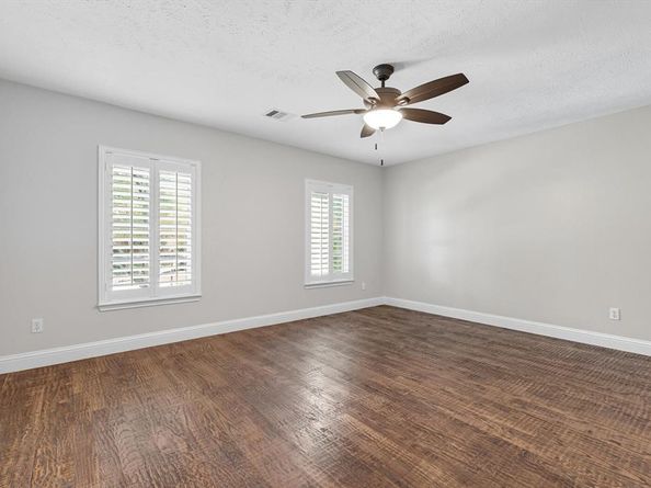 7632  Tallow Drive , Irving Texas 75063