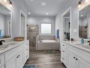 305  Familia Court , Azle Texas 76020