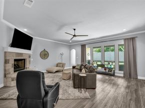 305  Familia Court , Azle Texas 76020