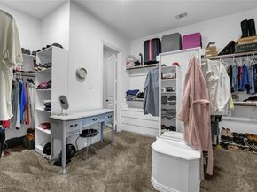 305  Familia Court , Azle Texas 76020