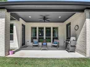 305  Familia Court , Azle Texas 76020