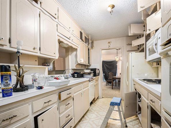 4616  Starlight Drive , Haltom City Texas 76117