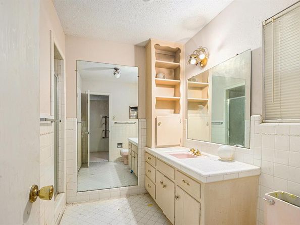 4616  Starlight Drive , Haltom City Texas 76117