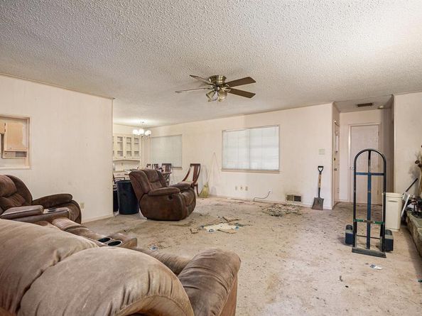 4616  Starlight Drive , Haltom City Texas 76117