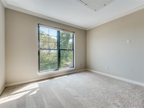 9126  Cochran Heights Drive , Dallas Texas 75220