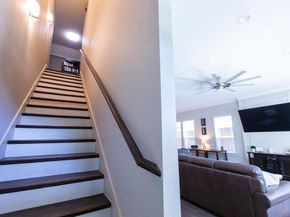 902 S Marlborough Avenue , Dallas Texas 75208