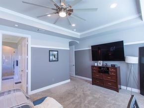 902 S Marlborough Avenue , Dallas Texas 75208