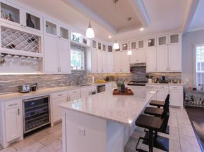 902 S Marlborough Avenue , Dallas Texas 75208