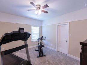 902 S Marlborough Avenue , Dallas Texas 75208