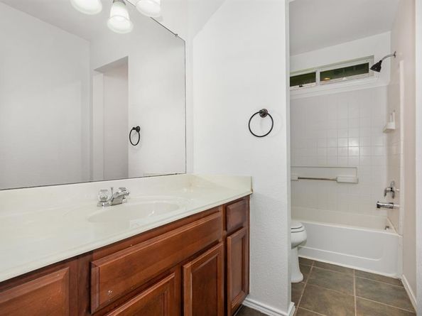 1621  Canvasback  , Aubrey Texas 76227