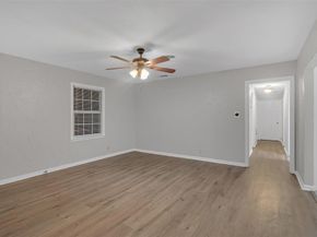 4804  Jerri Lane , Haltom City Texas 76117