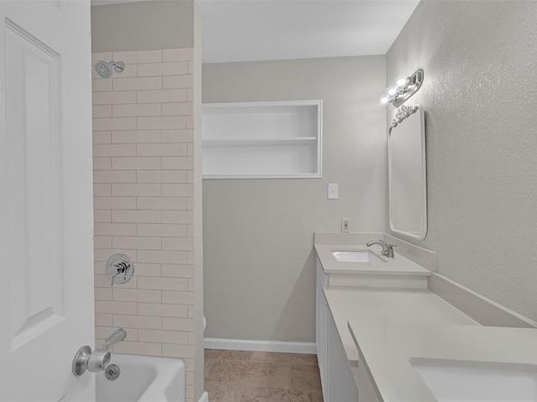 4804  Jerri Lane , Haltom City Texas 76117