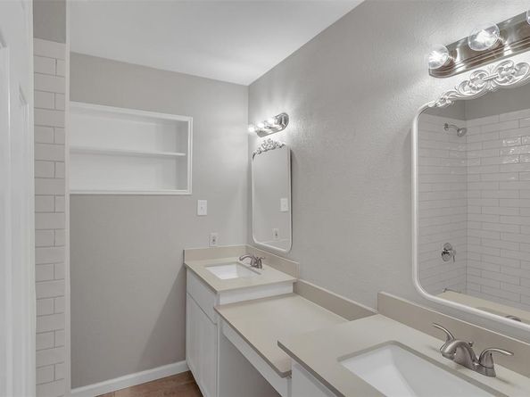 4804  Jerri Lane , Haltom City Texas 76117