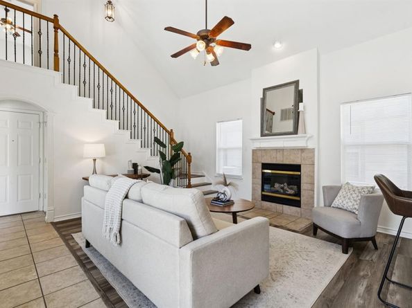 1832  Forsythe Drive , Savannah Texas 76227