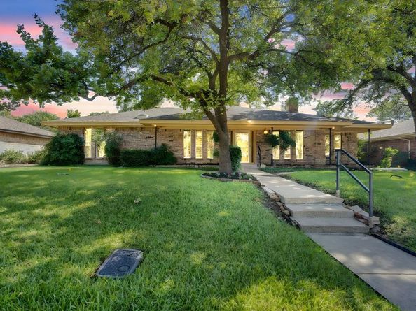 710  Stafford Drive , Arlington Texas 76012