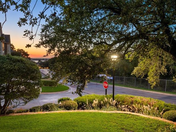 2101  Vista Ridge Court , Arlington Texas 76013