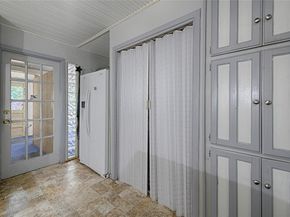 2615  Newton Circle W, Irving Texas 75062