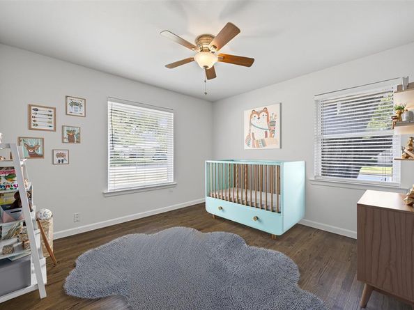 1630  Loree Drive , Dallas Texas 75228