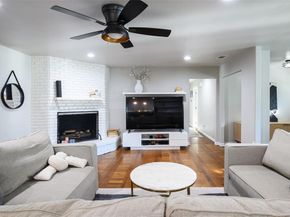 1439  Mapleton Drive , Dallas Texas 75228