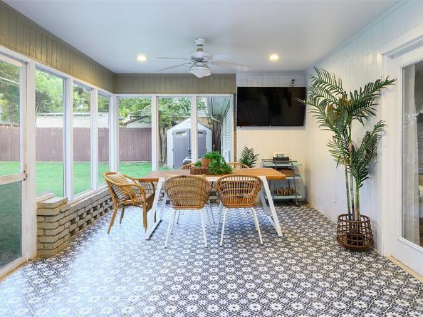 1439  Mapleton Drive , Dallas Texas 75228