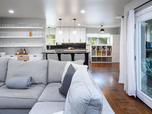 1439  Mapleton Drive , Dallas Texas 75228
