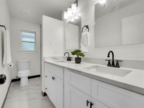 1820  Burr Oak Street , Arlington Texas 76012