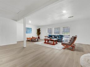 1820  Burr Oak Street , Arlington Texas 76012