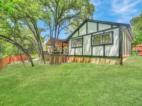 1820  Burr Oak Street , Arlington Texas 76012